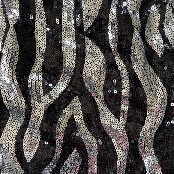 Black & Silver Sequin Sparkly Shiny Bodycon Mini Strappy Back Party Dress - Picture 9 of 10